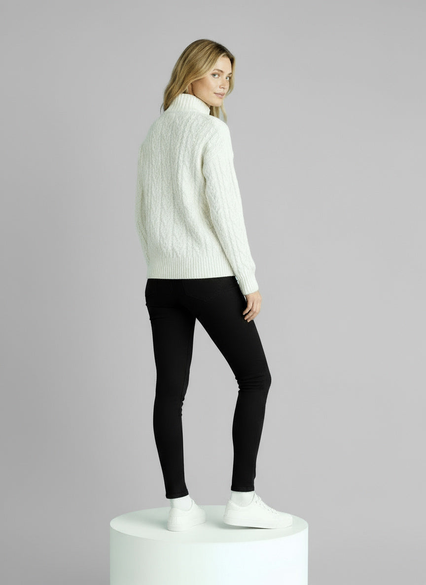 Amy Sweater with Zipper